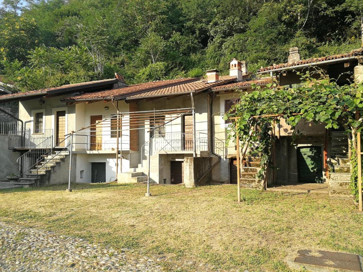 Ostello Di San Germano Borgofranco d'Ivrea Bagian luar foto